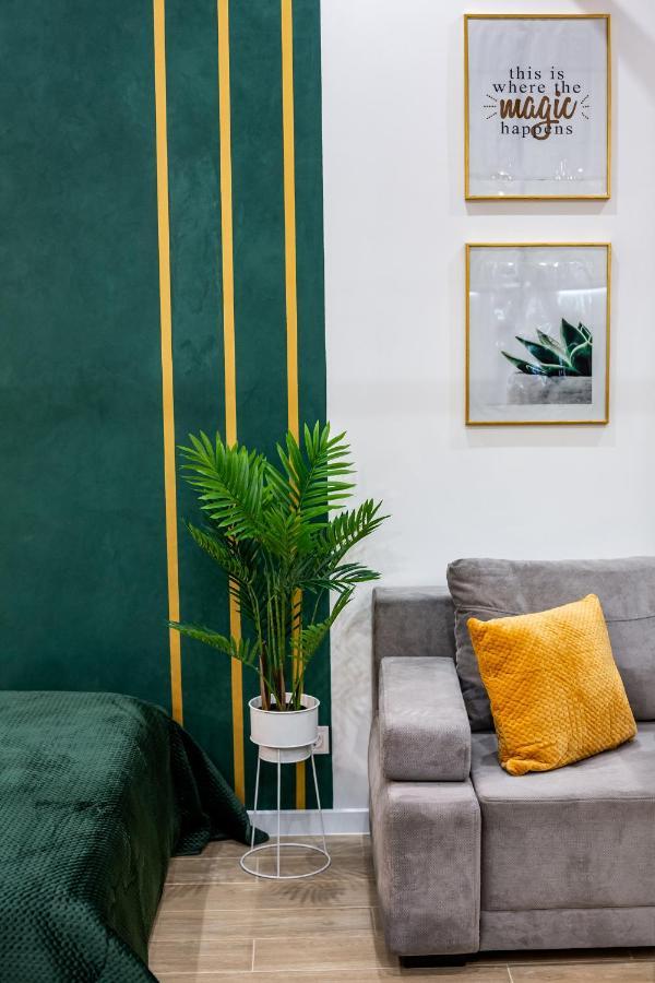 Emerald Lux Apartment. Liveinlviv Dış mekan fotoğraf
